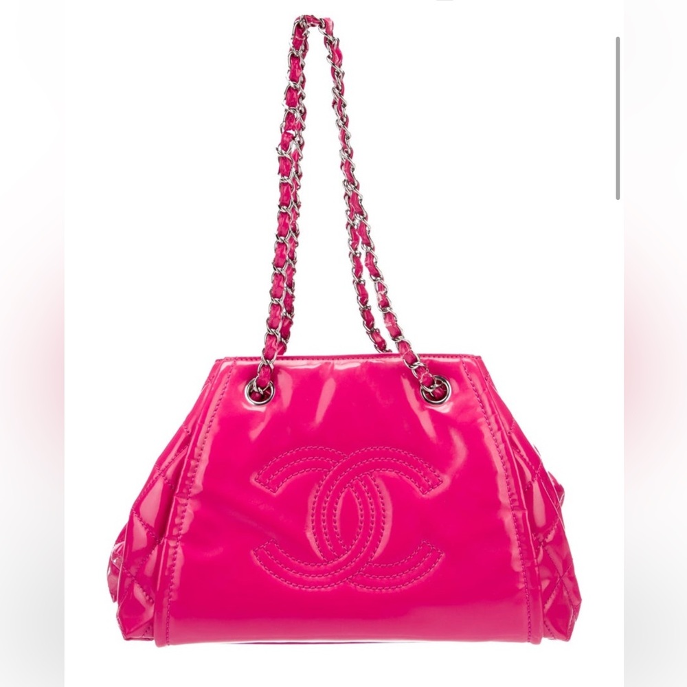 CHANEL Small Lipstick Ligne Accordion Tote